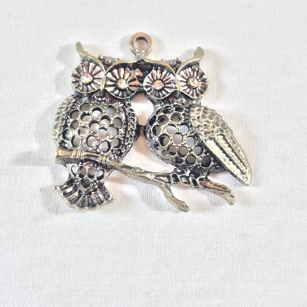 Beautiful love dove owl charm